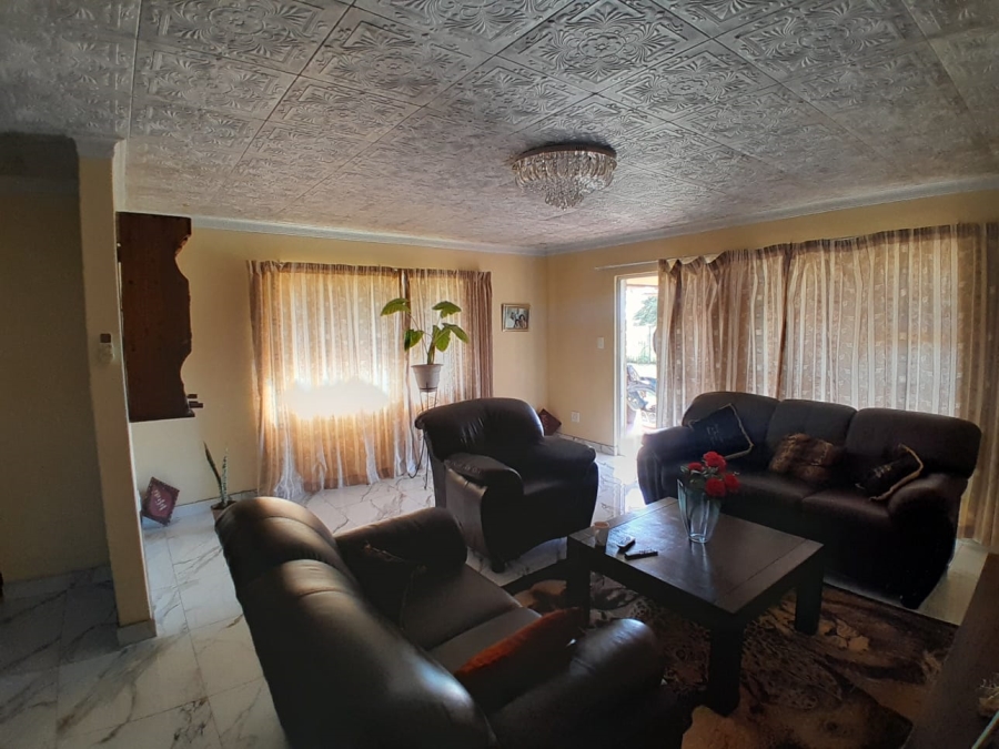 4 Bedroom Property for Sale in Kathu Northern Cape